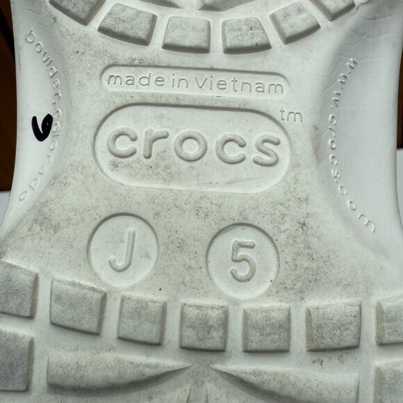 Crocs Classic Clog Tie-Dye Print J5 Kids Size - Picture 6 of 8